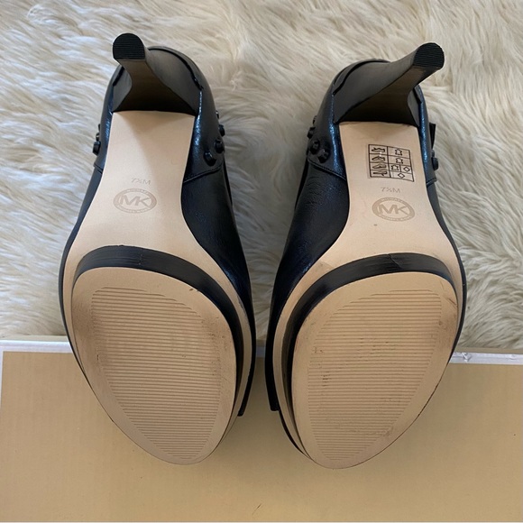 Michael Kors Ailee open toe heels - Picture 11 of 12